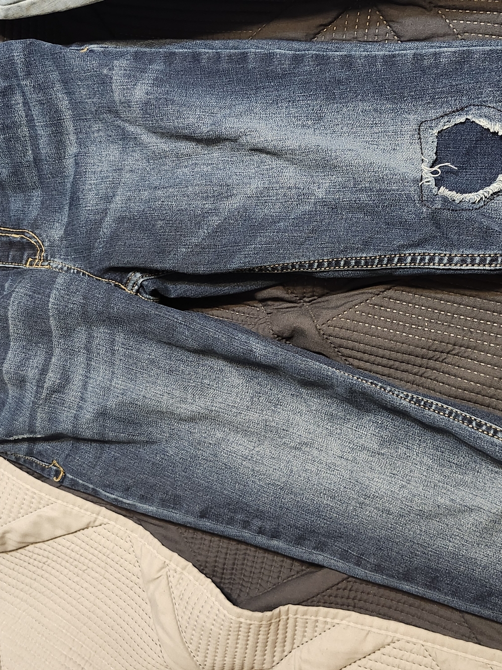 Boys Size 16 Jeans - Picture 4 of 9